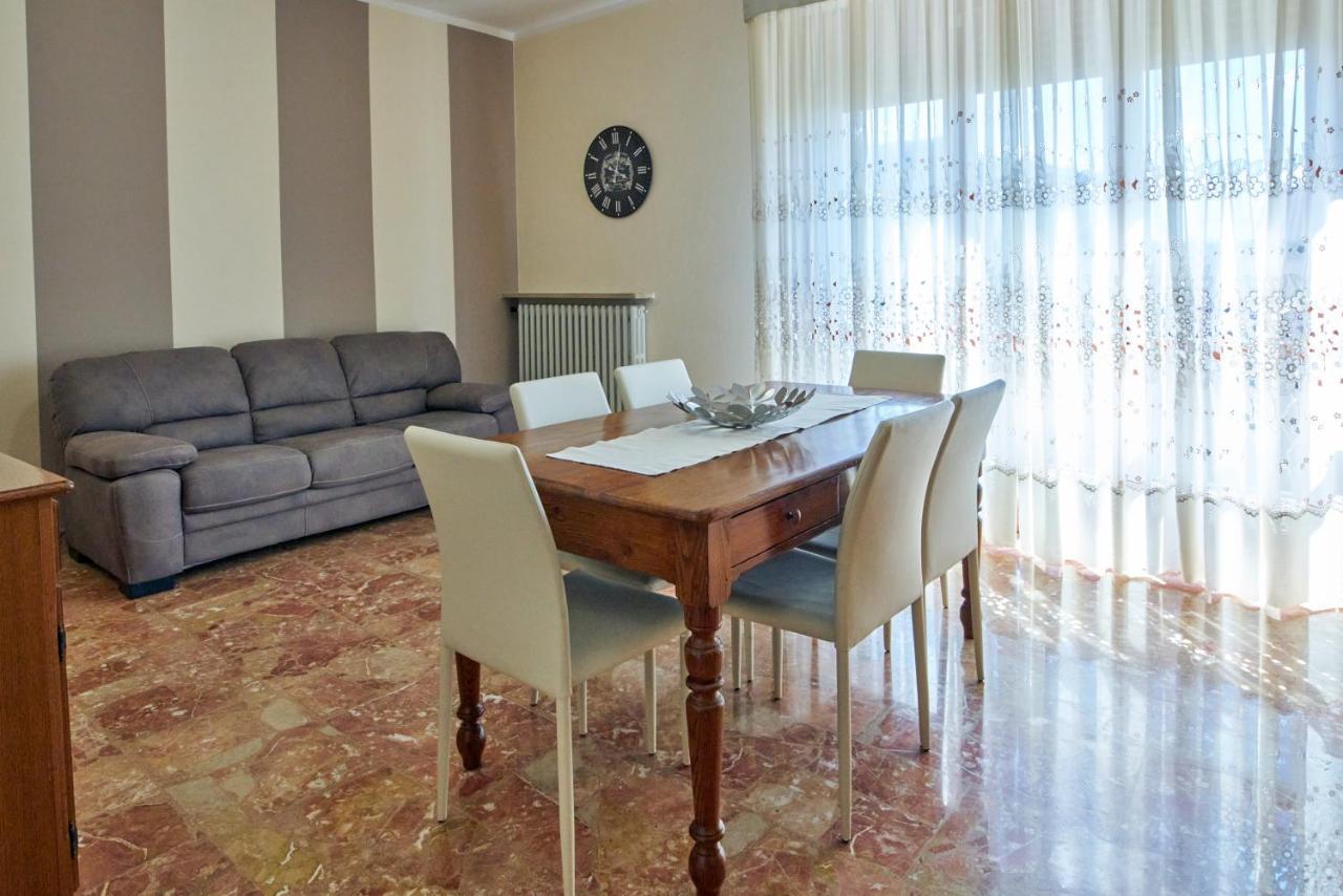 Appartamento di Pimpi Desenzano del Garda Esterno foto